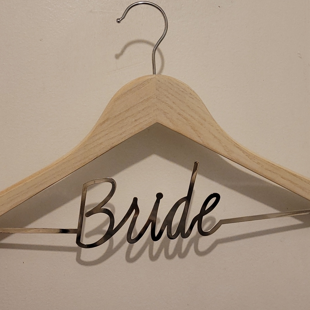 BRIDE hanger